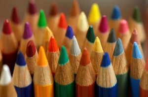 Creioane colorate profesionale. Ghidul incepatorului.